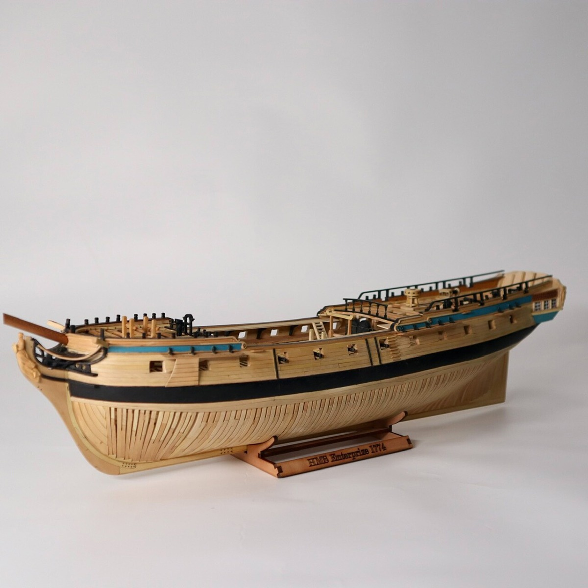 Model żaglówki symulacyjnej 1/ – Model Kit Yacht recenzja i cena